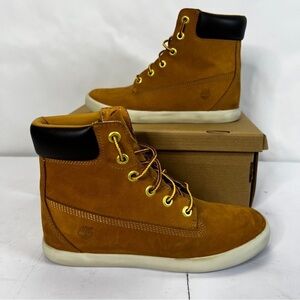 Timberland High-tops Lightweight Women’s Boots Size 7.5